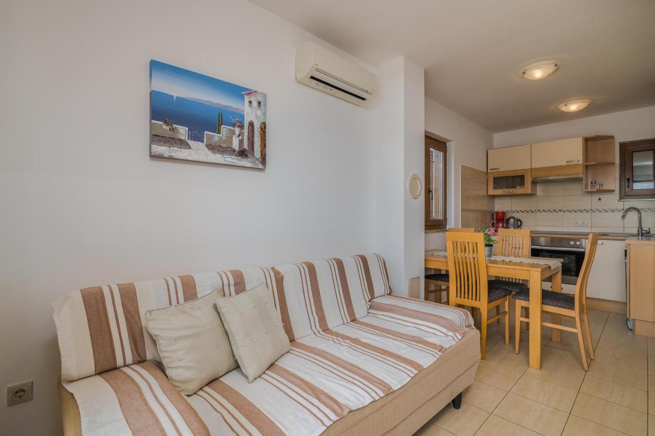 Apartments Celeste Klimno Εξωτερικό φωτογραφία